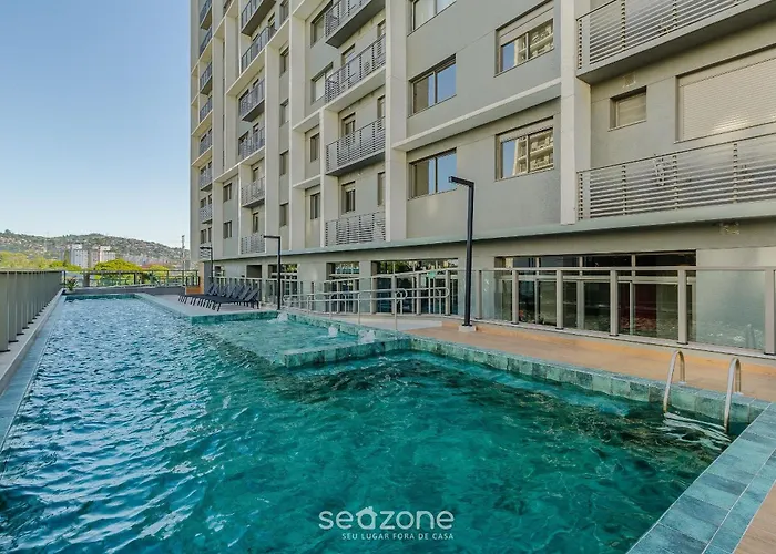 Apto En C/ Piscina Y Garaje | Mcp1104 Apartamento Porto Alegre